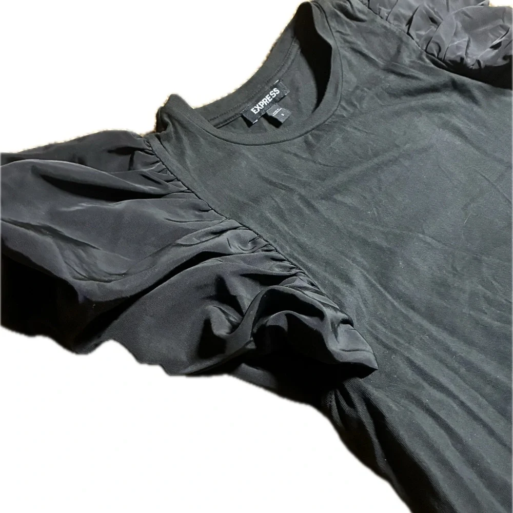 Express Elegant Black Puff Sleeve Blouse - Picture 2 of 4